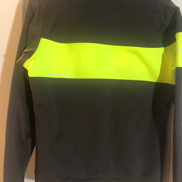 UNDER ARMOUR ALLSEASONGEAR - Picture 4 of 5